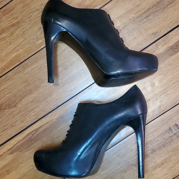 Platform Stiletto Heel Bootie w/ Buttons 10 - Picture 6 of 6